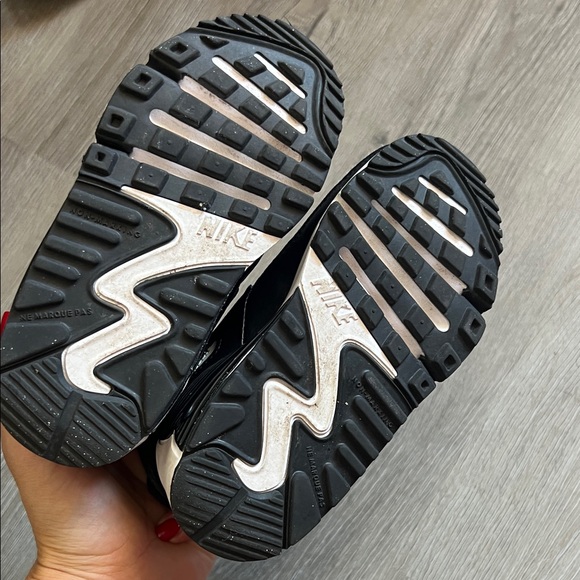 Nike Kids Black and White Air Max Sneakers - Picture 7 of 7
